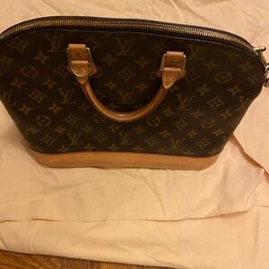 Authentic Louis Vuitton Alma Monogram PM